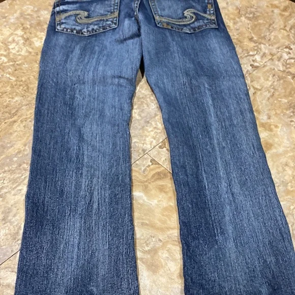 Boys size 5 silver jeans. Snap and zip close. (35/5) - Picture 12 of 16
